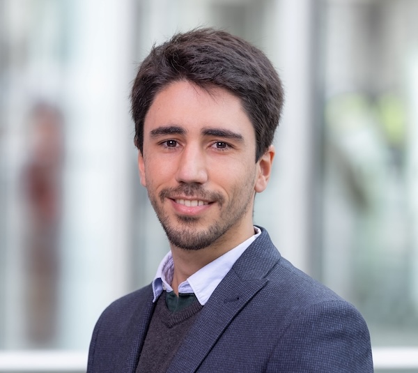 Dr Jose Escribano